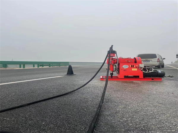 伊州马路路基路面开裂下沉注浆加固灌浆